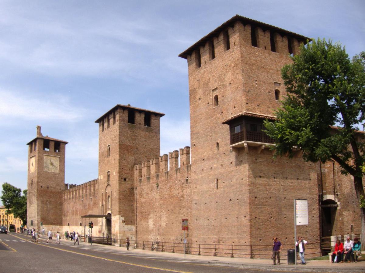 Castle View Lodge Intero Appartamento Verona Centro Storico Buitenkant foto